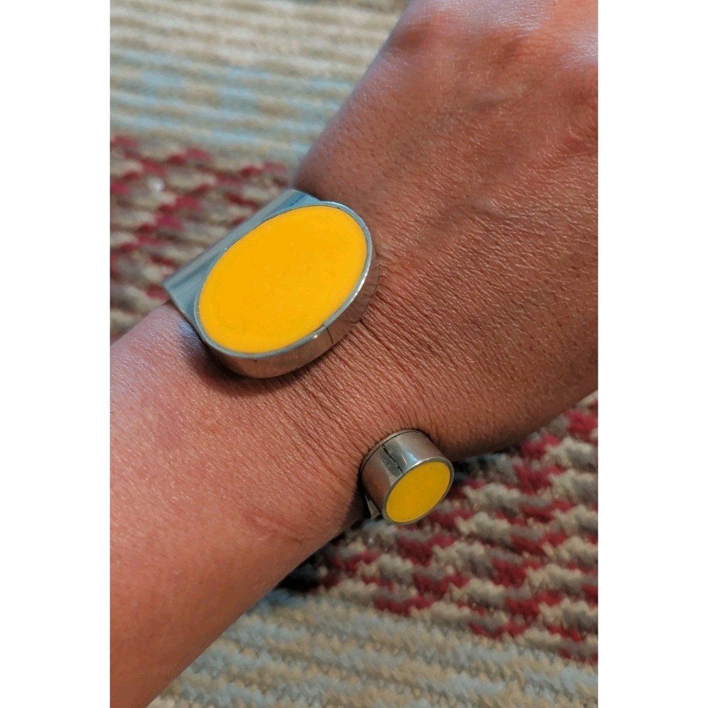 Vintage Bakelite Bracelet Silver Tone Metal Bangle Yellow Retro Cuff
